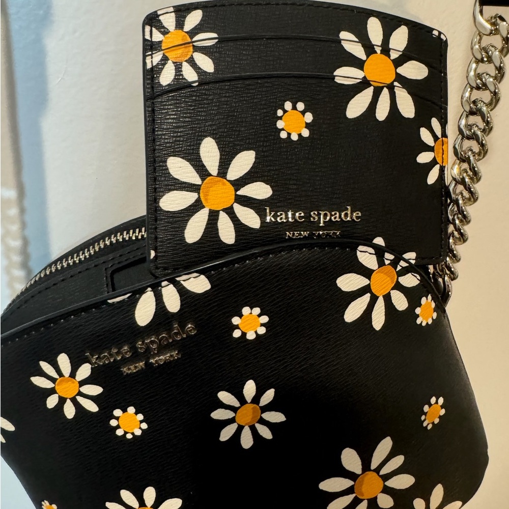 Kate Spade Black and White Daisy Print Bag with Cardholder Wallet